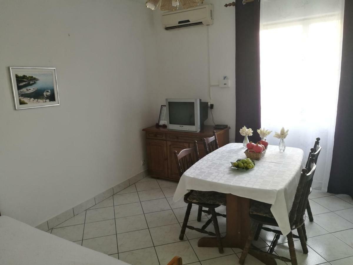 Apartments Krzelj Vodice Extérieur photo